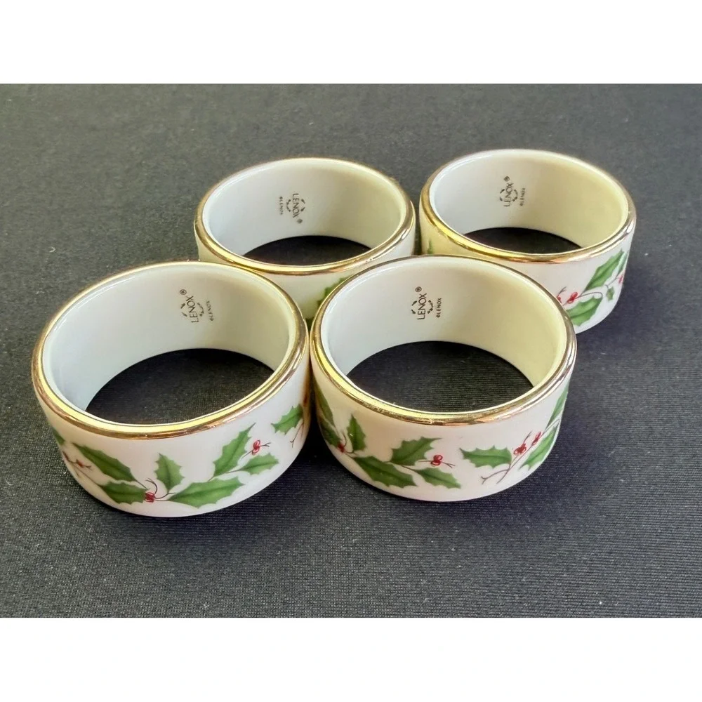 Lenox Holiday Napkin Rings Set of 4 Ivory‎ Bone China Gold Trim Holly Vintage